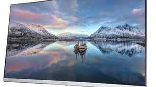 Seit 2017 verkauft Samsung Displays mit der Quantum-Dot-Technik. Der Curved Monitor CH711 bietet außerdem WQHD-Auflösung. (Bild: Samsung)