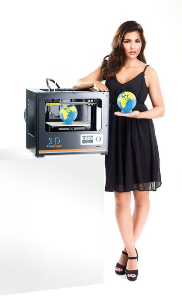 Die Traumfrau druckt er zwar (noch) nicht: Dennoch hat der neue  3D-Drucker EX2-Basic einiges auf dem Kasten. (Bild: Pearl)