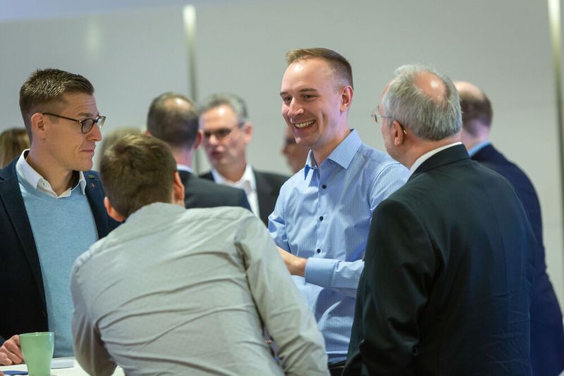 Impressionen der Förderprozessforen 2019: Beim Pumpen- und Schüttgut-Forum diskutieren Experten an zwei Tagen über Probleme bei Förderprozessen. Dabei steht der praxisorientierte Austausch und die gemeinsame Lösungsfindung im Vordergrund des Netzwerktreffens der Pumpen- und Schüttgut-Community. (Stefan Bausewein / PROCESS)