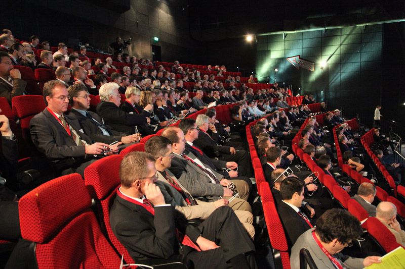 Die Veranstaltung war gut besucht. Nach Angaben des Veranstalters de-ce RZ-Beratung dürften gut 300 Teilnehmer die Vorträge gehört und die Ausstellung besucht haben.  (Archiv: Vogel Business Media)