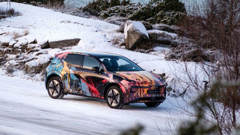 In der vergangenen Woche hatte Zeekr noch Fotos eines getarnten Modells gezeigt. (Bild: Zeekr)