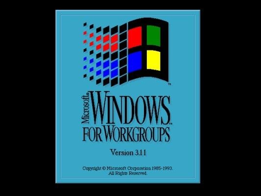 Startscreen von Windows 3, hier in der Variante Windows for Workgroups 3.11. In dieser Fassung ließ sich erstmals regulär das TCP/IP-Protokoll nachrüsten. Windows wurde damit Internet-fähig. (Screenshot/Microsoft)