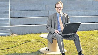 In der Vergangenheit konnten mit eGovernment und Verwaltungsmodernisierung keine Wahlen gewonnen werden. Das ändere sich gerade, so Dr. Jörn von Lucke (Foto: Zeppelin Universität)