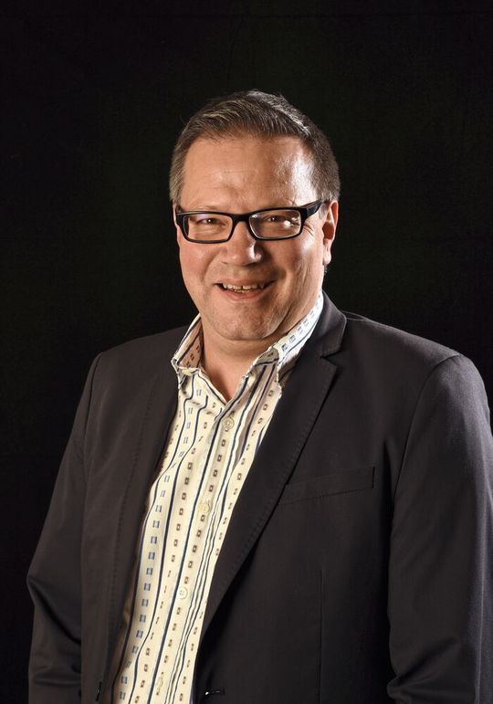 Florian Németi, le dynamique directeur de la Chambre neuchâteloise du commerce et de l'industrie. Florian Németi, le dynamique directeur de la Chambre neuchâteloise du commerce et de l'industrie.
