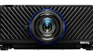 Einer der Höhepunkte auf dem Benq-Stand bei der ISE 2016 in Amsterdam: Der AV-Projektor LU9715 mit einem blauen Laser als Lichtquelle, 8.000 ANSI Lumen und Wechslobjektiv. (Bild: Benq)