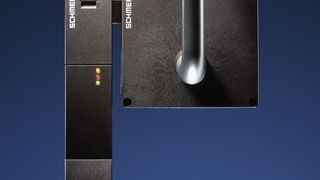 Bei Sicherheits-Schaltgeräten der neuesten Generation können mehrere Geräte über einen einzigen Sicherheits-Relaisbaustein ausgewertet werden. Die Frage ist: Wie viele Sicherheitsfunktionen sind dabei nach EN ISO 13849-1 zu bewerten? Bilder: K.A.Schmersal (Archiv: Vogel Business Media)