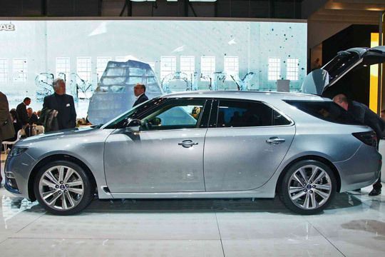 Zum Genfer Automobilsalon 2011 hat Saab die Baureihe um einen Kombi erweitert. (Foto: Vogel Business Media)
