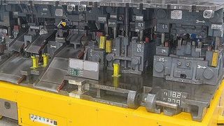 AGAB löst individuell Kundenwünsche, wenn es um Werkzeugtransport und Werkzeugwechsel geht. (Bild: AGAB)