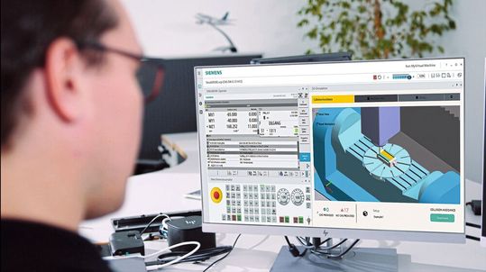 Mit dem digitalen Zwilling können Anwender unter anderem die Auslastung ihrer Werkzeugmaschinen verbessern.(Bild:  Siemens)