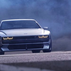 Mit dem N Vision 74 blickt Hyundai in die weitere Zukunft – auch wenn das Auto optisch eher retro ist.(Bild:  Hyundai)