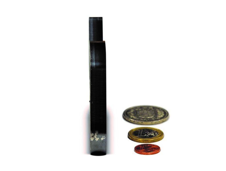 Schnittmuster mit der Corona-Laserquelle von „nlight“ ausgeführt, an einem 10-mm-Blech. (Microstep)