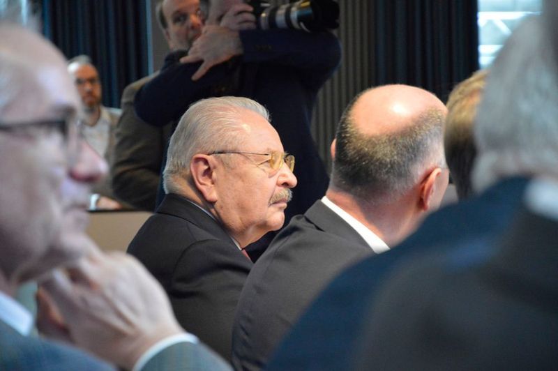 Der Zentralverband Deutsches Kraftfahrzeuggewerbe (ZDK) war unter anderem mit Präsident Jürgen Karpinski prominent vertreten. (Achter / »kfz-betrieb«)