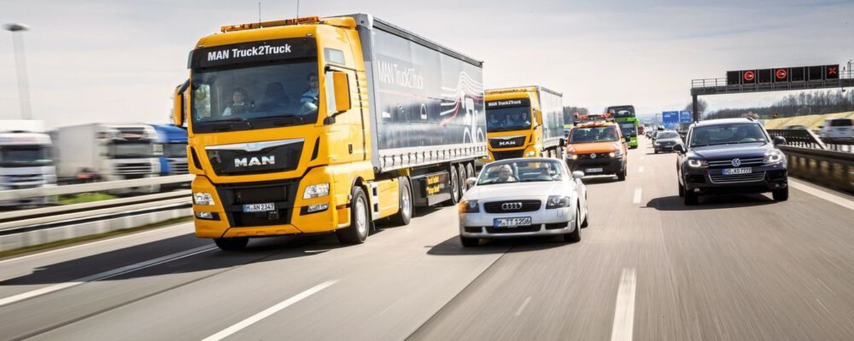 Manufacturers like MAN have been testing platooning for quite some time - the results are different.