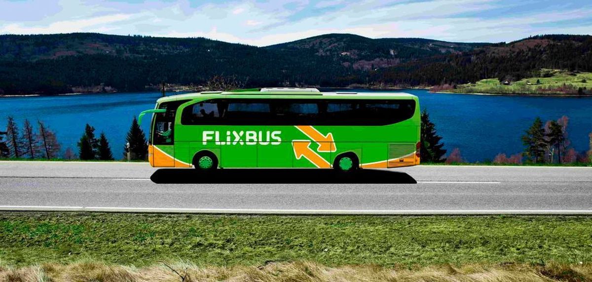 FlixBus shall become even greener: The long-distance travel specialist plans to produce the first fuel cell-powered long-distance bus.