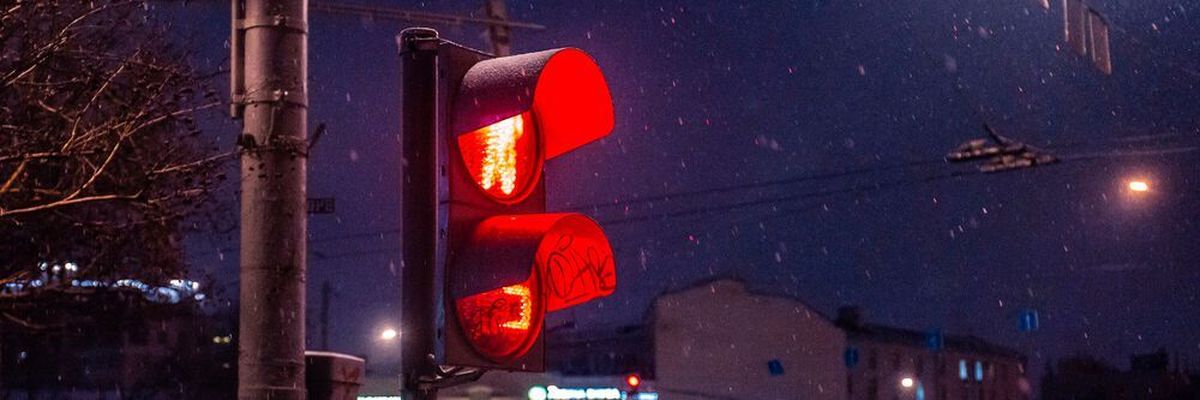 Smart traffic systems acquire data from the road users and communicate with a central control system to change lights and signal lengths as needed.