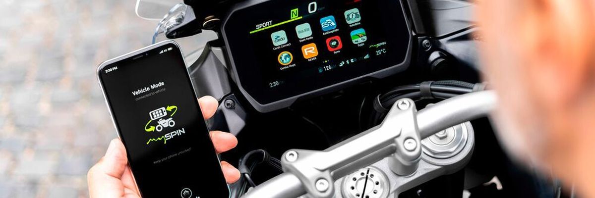 Bosch introduces their smartphone integration solution mySPIN for bike riders.