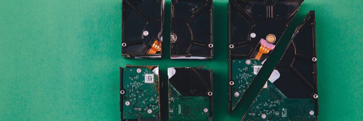 The potential long-term consequence of semiconductor bottlenecks is the shutdown of the automotive industry.
