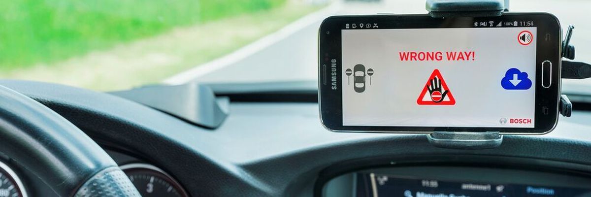 Bosch's wrong-way driver warning system is now a feature in ŠKODA vehicles.