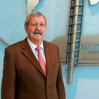 ... ihren Vater Karl-Josef Huber. Nach nunmehr 47 Jahren begleitet er die Firma Huber nun erstmals ohne „offizielles“ Amt weiter.