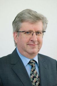 Dr. Christopher Ganz, IoTSP Program Manager ABB, Zürich: „Nicht immer mehr zu digitalisieren, sondern aus dem Gelernten Aktionen abzuleiten – macht den Unterschied.“