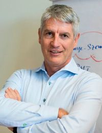 Dr. Georg Kraus ist geschäftsführender Gesellschafter der Unternehmensberatung Dr. Kraus & Partner.