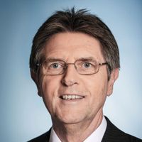 Staatssekretär Klaus Vitt, Beauftragter der Bundes­regierung für Informations­technik, will mehr Informations­angebote für die föderale Ebene schaffen