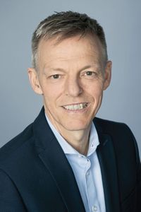 Jörg Reger, Geschäftsführer der ABB Automation GmbH:„Für Roboter besteht ein hohes Potenzial durch KI, Machine Learning, Sensoren, Visionssysteme.“ Jörg Reger, Geschäftsführer der ABB Automation GmbH:„Für Roboter besteht ein hohes Potenzial durch KI, Machine Learning, Sensoren, Visionssysteme.“