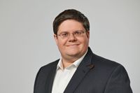 „Rund 50 Werkzeugmaschinenhersteller aus aller Welt werden gemeinsam zeigen, wie man mit Umati Maschinendaten verwertbar machen kann“, freut sich Dr. Alexander Broos, Projektleiter umati und Leiter Forschung und Technik beim EMO-Veranstalter VDW.