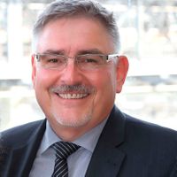 Manfred Thamm war seit 1967 bei der Bayer AG (vormals Schering AG) in Bergkamen beschäftigt, davon über 35 Jahre in der Produktion pharmazeutischer Arzneimittel. zu seinen zahlreichen Tätigkeiten zählten u.a. die Beratung der Produktionsbetriebe und Projekte in Pumpenfragen sowie die Auslegung und Beschaffung der Pumpen. Seit September 2018 ist Thamm berentet und als freiberuflicher Berater in allen Pumpenfragen tätig.