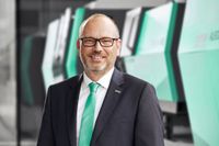 Guido Frohnhaus: „Letztendlich sind die Stückkosten und die Amortisationszeiten die entscheidenden Größen bei der Auswahl der Maschinentechnik und der Auslegung der Maschine.“