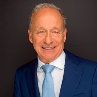 Dr. Thomas Scheuring, Geschäftsführer der Dechema Ausstellungs-GmbH: „Schon seit einiger Zeit sind wir überzeugt: Die Messewelt wird sich in Richtung hybride Formate entwickeln. Wir waren also nicht unvorbereitet.“ Dr. Thomas Scheuring, Geschäftsführer der Dechema Ausstellungs-GmbH: „Schon seit einiger Zeit sind wir überzeugt: Die Messewelt wird sich in Richtung hybride Formate entwickeln. Wir waren also nicht unvorbereitet.“