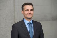 Dr.-Ing. Stephan Mayer leitet ab 1. Juli 2021 die Geschicke der Trumpf-Gruppe als CEO Machine Tools. Der designierte Nachfolger von Dr.-Ing. Heinz-Jürgen Prokop verantwortet unter anderem seit 2019 alle Aktivitäten des Unternehmens in China.