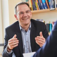 Dr. Peter Selders, Geschäftsführer von Endress+Hauser Level+Pressure, freut sich über die Wahl unter die Top 100 der innovativsten Unternehmen Deutschlands.