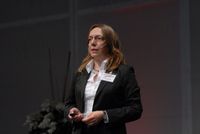 Dr. Ute Hörmann: Schadensanalytik an Steckverbindern