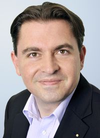 Dirk Emminger, Finanz Informatik Technologie Service. Dirk Emminger, Finanz Informatik Technologie Service.