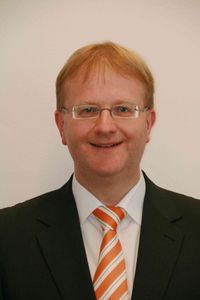 Frank Polley, Produktmanger Relaiskoppler und Halbleiter-Relais bei Weidmüller: „Auch wenn man es auf den ersten Blink nicht vermutet, ein Relais kann durchaus intelligent sein.“ Frank Polley, Produktmanger Relaiskoppler und Halbleiter-Relais bei Weidmüller: „Auch wenn man es auf den ersten Blink nicht vermutet, ein Relais kann durchaus intelligent sein.“