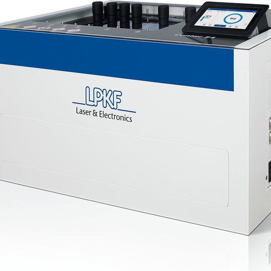 Beim neuen LPKF Contac S4 sorgt eine neue Gestaltung der Anodenplatten mit dem Reverse Pulse Plating für einen Kupferaufbau mit einer Schichttoleranz von ± 2 µm. Beim neuen LPKF Contac S4 sorgt eine neue Gestaltung der Anodenplatten mit dem Reverse Pulse Plating für einen Kupferaufbau mit einer Schichttoleranz von ± 2 µm.