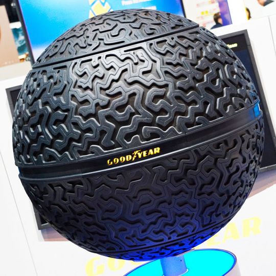 Der Eagle-360 ist eine Goodyear-Reifenstudie für selbstfahrende Autos