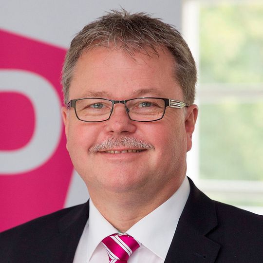 Karl-Josef Daume, kaufmännischer Leiter bei Transdata, führt ab sofort Prokura. Karl-Josef Daume, kaufmännischer Leiter bei Transdata, führt ab sofort Prokura.