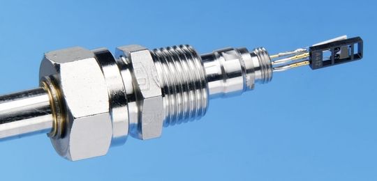 Die erhöhte chemische Beständigkeit des neuen Feuchtesensors wurde durch die Entwicklung eines neuartigen Polymers sowie einer speziellen Elektrodenstruktur erzielt. Die erhöhte chemische Beständigkeit des neuen Feuchtesensors wurde durch die Entwicklung eines neuartigen Polymers sowie einer speziellen Elektrodenstruktur erzielt.