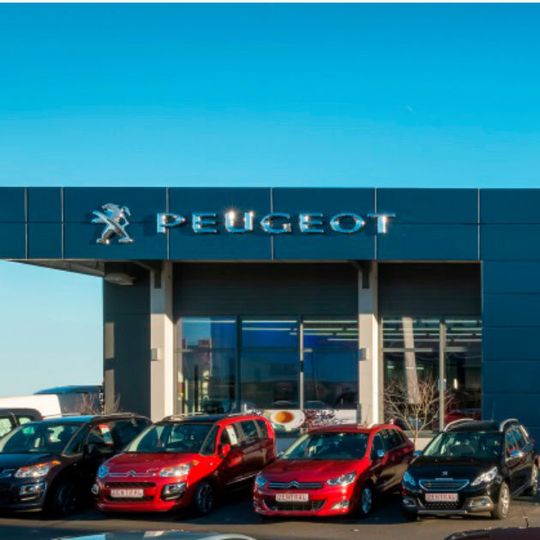 Neu in dem Saalfelder Betrieb: Peugeot. Neu in dem Saalfelder Betrieb: Peugeot.