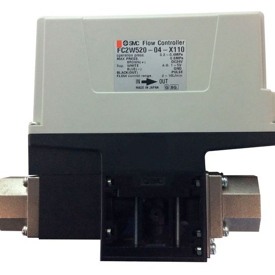 Die elektronischen Durchflussregler FC2W sind speziell für den Einsatz mit Wasser konzipiert. Alle benetzten Teile sind überwiegend aus rostfreiem Edelstahl gefertigt. Die elektronischen Durchflussregler FC2W sind speziell für den Einsatz mit Wasser konzipiert. Alle benetzten Teile sind überwiegend aus rostfreiem Edelstahl gefertigt.