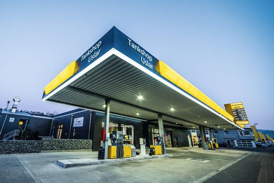 Das Autohaus Siebrecht hat zwei Millionen Euro in die Modernisierung und Erweiterung seiner Tankstelle investiert. Das Autohaus Siebrecht hat zwei Millionen Euro in die Modernisierung und Erweiterung seiner Tankstelle investiert.