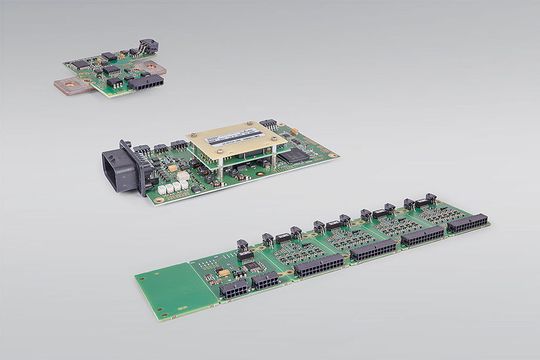 Die neue Generation des Batteriemanagementsystems von STW kann sowohl direkt eingesetzt als auch als Grundlage für eigene Entwicklungen genutzt werden. Die neue Generation des Batteriemanagementsystems von STW kann sowohl direkt eingesetzt als auch als Grundlage für eigene Entwicklungen genutzt werden.