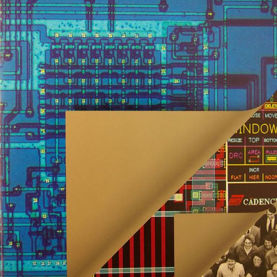 1988: Der erste Jahreswirtschaftsbericht von Cadence, dem Merger aus SDA (197 Mitarbeiter) und ECAD (161 Mitarbeiter). Gründungstag war der 31. Mai. 1988: Der erste Jahreswirtschaftsbericht von Cadence, dem Merger aus SDA (197 Mitarbeiter) und ECAD (161 Mitarbeiter). Gründungstag war der 31. Mai.