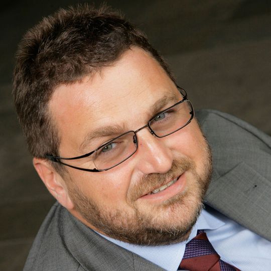 Roberto Schmidl, Vice President of Cloud und Strategic Services Sales, EU, AMEA bei Avaya Roberto Schmidl, Vice President of Cloud und Strategic Services Sales, EU, AMEA bei Avaya