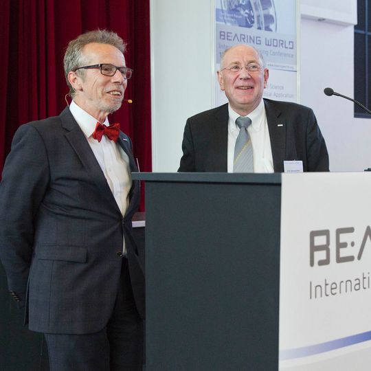 Die beiden „Väter“ der Bearing World: Dr. Arbogast Grunau und Prof. Gerhard Poll (v.l.). Die beiden „Väter“ der Bearing World: Dr. Arbogast Grunau und Prof. Gerhard Poll (v.l.).