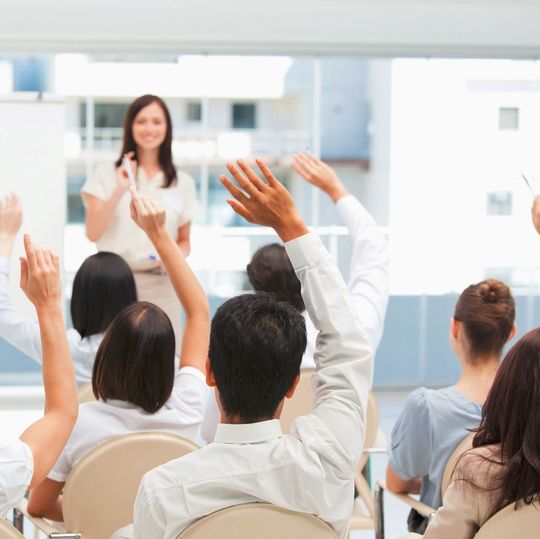 In der Arbeit 4.0-Studie von CSC zeigen Arbeitnehmer Chef-Allüren die rote Karte. In der Arbeit 4.0-Studie von CSC zeigen Arbeitnehmer Chef-Allüren die rote Karte.