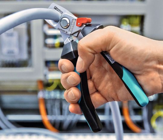 Ergonomisch, ermüdungsarm, sicher – bei der Entwicklung der Handwerkzeuge wurde auch an die Gesundheit gedacht.