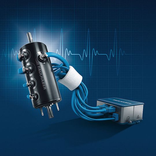 Contrôleurs de mouvement de nouvelle génération (cardiogram). Contrôleurs de mouvement de nouvelle génération (cardiogram).